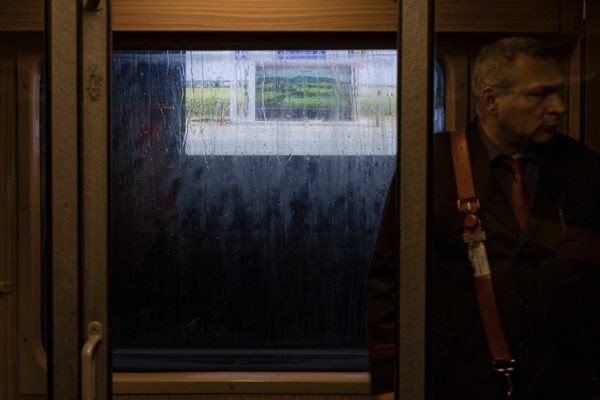 web-copyright_laurianghinitoiu_viceversa_linia_s_15 web-copyright_laurianghinitoiu_viceversa_linia_s_15